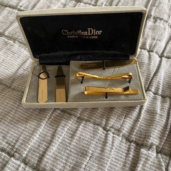 Christian Dior tie clip set - Picture 1 of 7